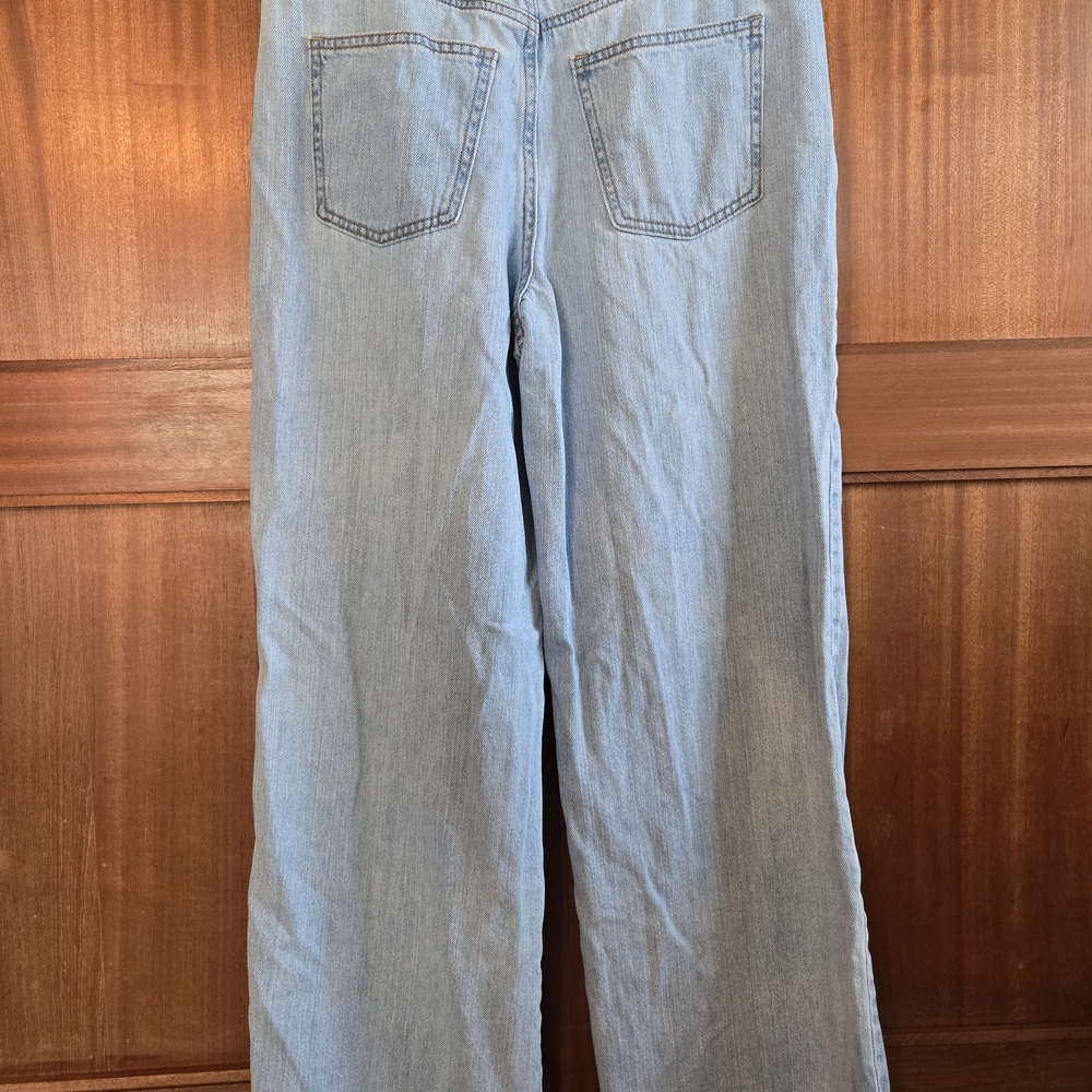 Universal Thread Light Blue Wide Leg Relaxed Jeans - image 2